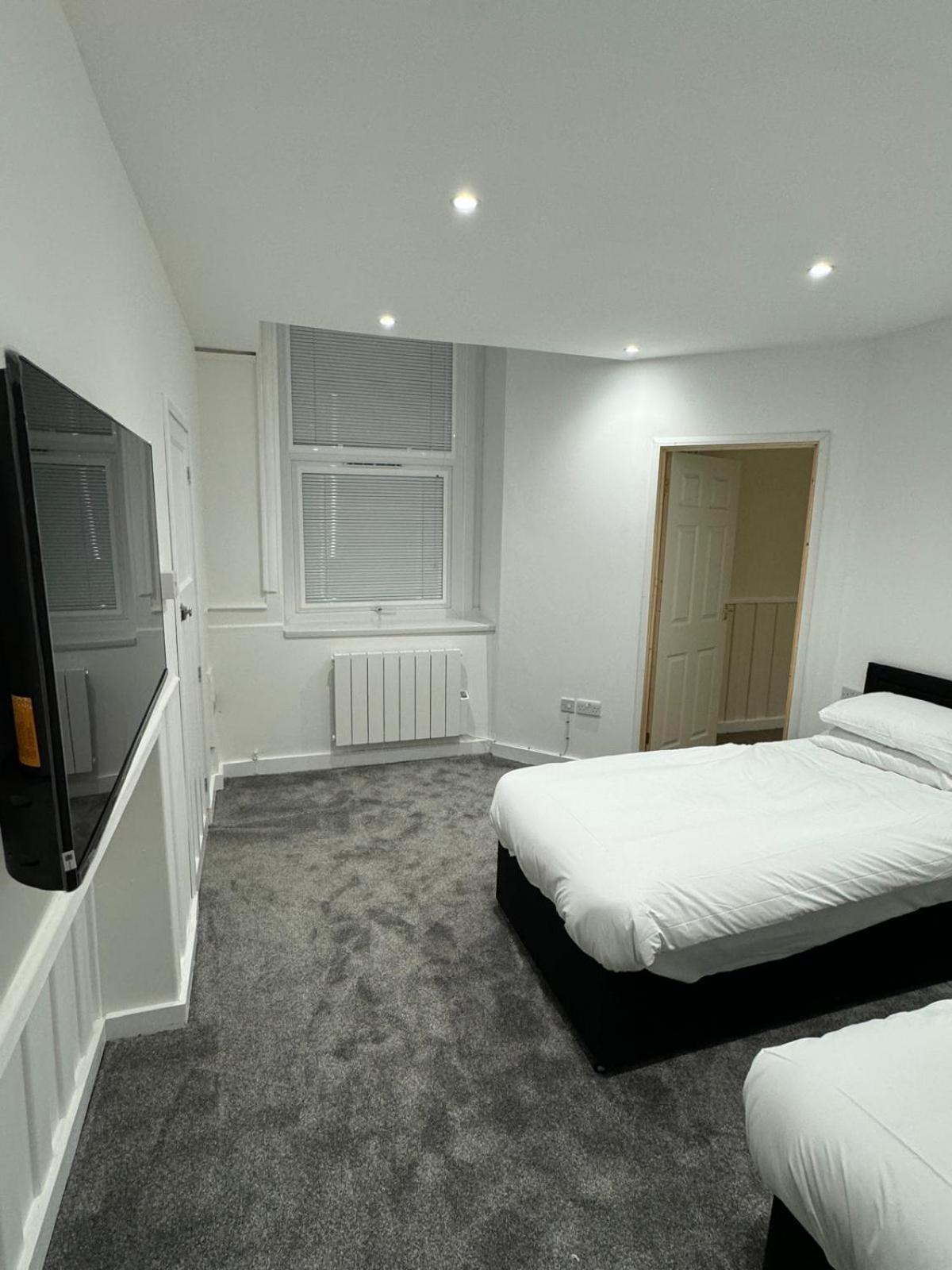 New Station Bed and Breakfast Νιούπορτ Εξωτερικό φωτογραφία